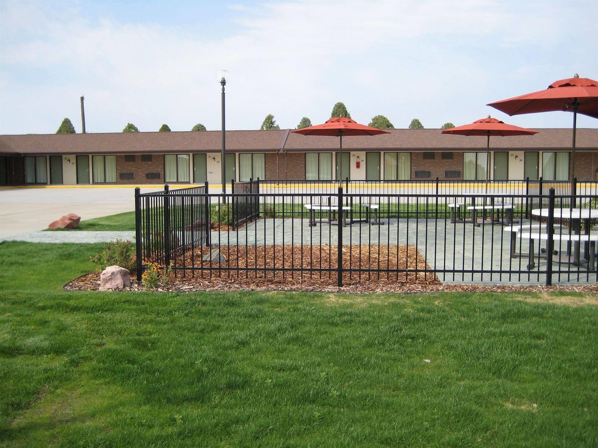 Trade Winds Motel Valentine Eksteriør billede